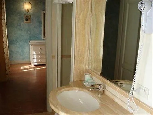 Castel Di Pugna Winery Landhaus Siena