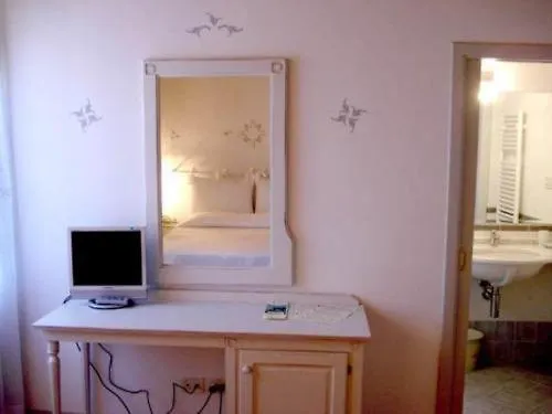 Castel Di Pugna Winery Lantställe Siena